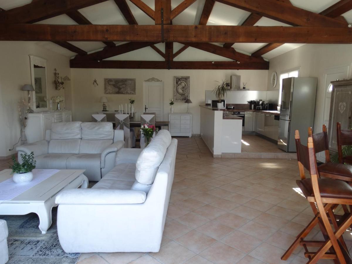 Aigues Marines Bed & Breakfast Exterior photo