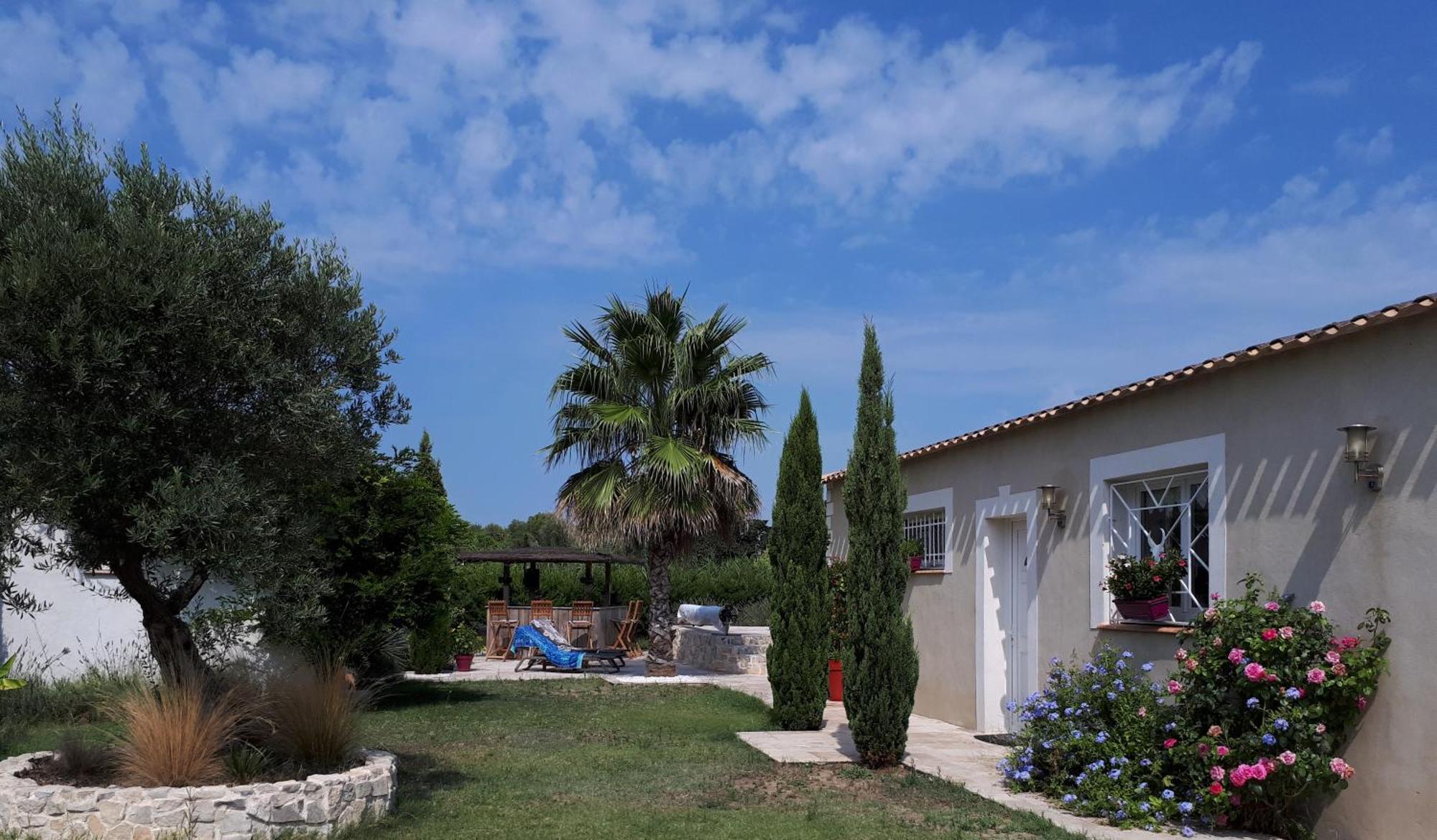 Aigues Marines Bed & Breakfast Exterior photo
