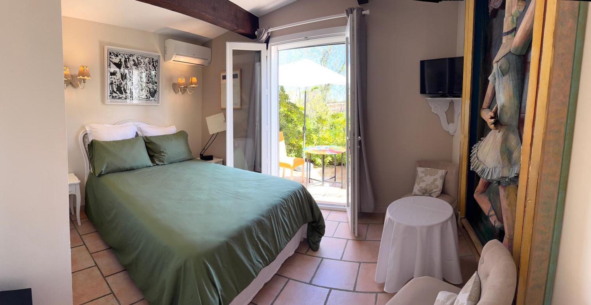 Aigues Marines Bed & Breakfast Exterior photo